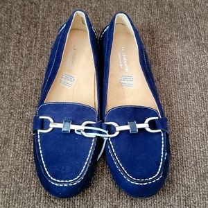 Liz Claiborne Navy Flats